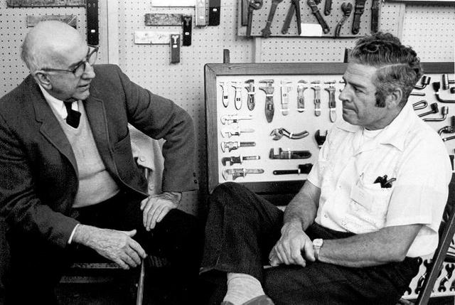 fall1.jpg (70044 bytes)